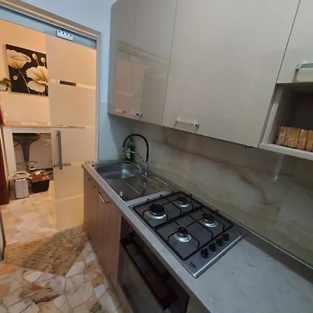 Orchidea Apartment *